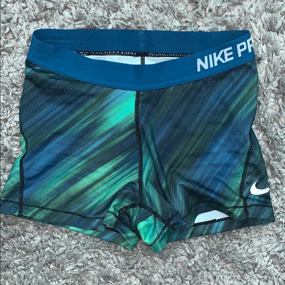 nike pros